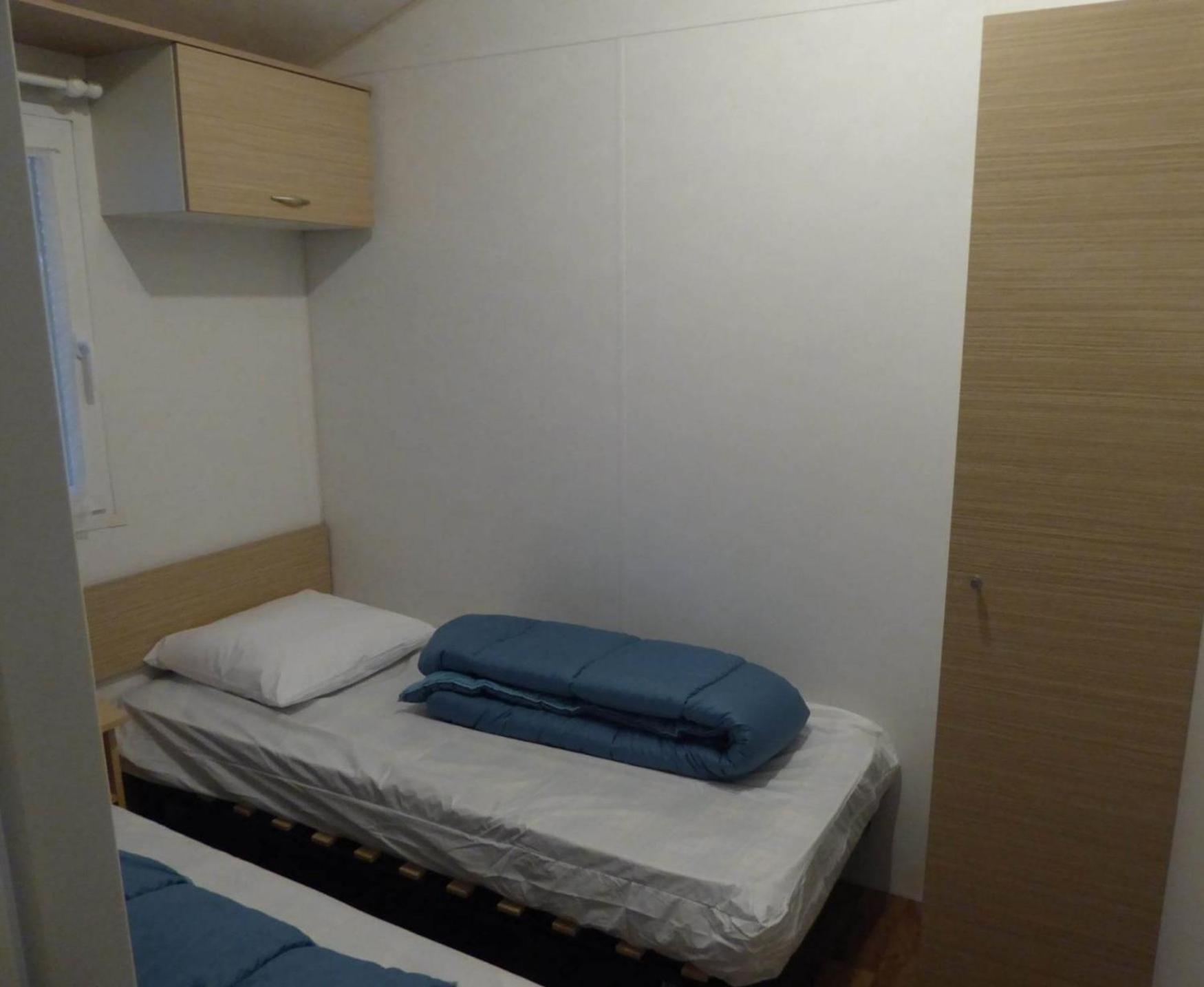 Camping Le Val Aux Fees - Broceliande Concoret 外观 照片