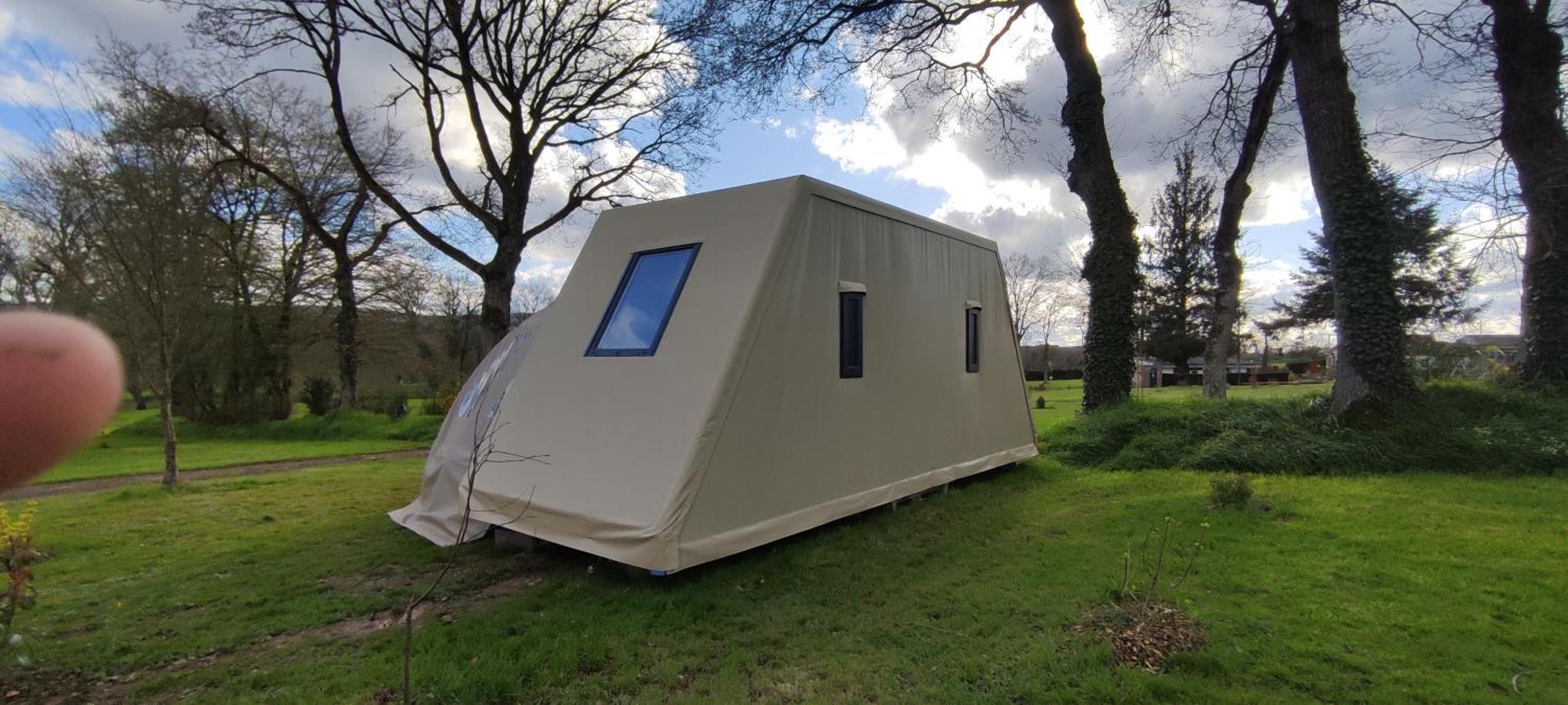 Camping Le Val Aux Fees - Broceliande Concoret 外观 照片