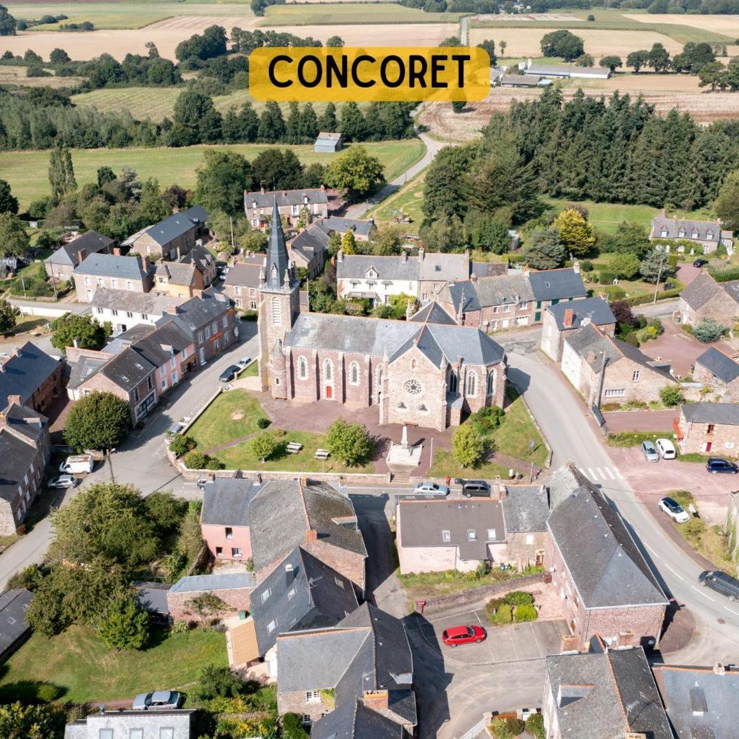 Camping Le Val Aux Fees - Broceliande Concoret 外观 照片