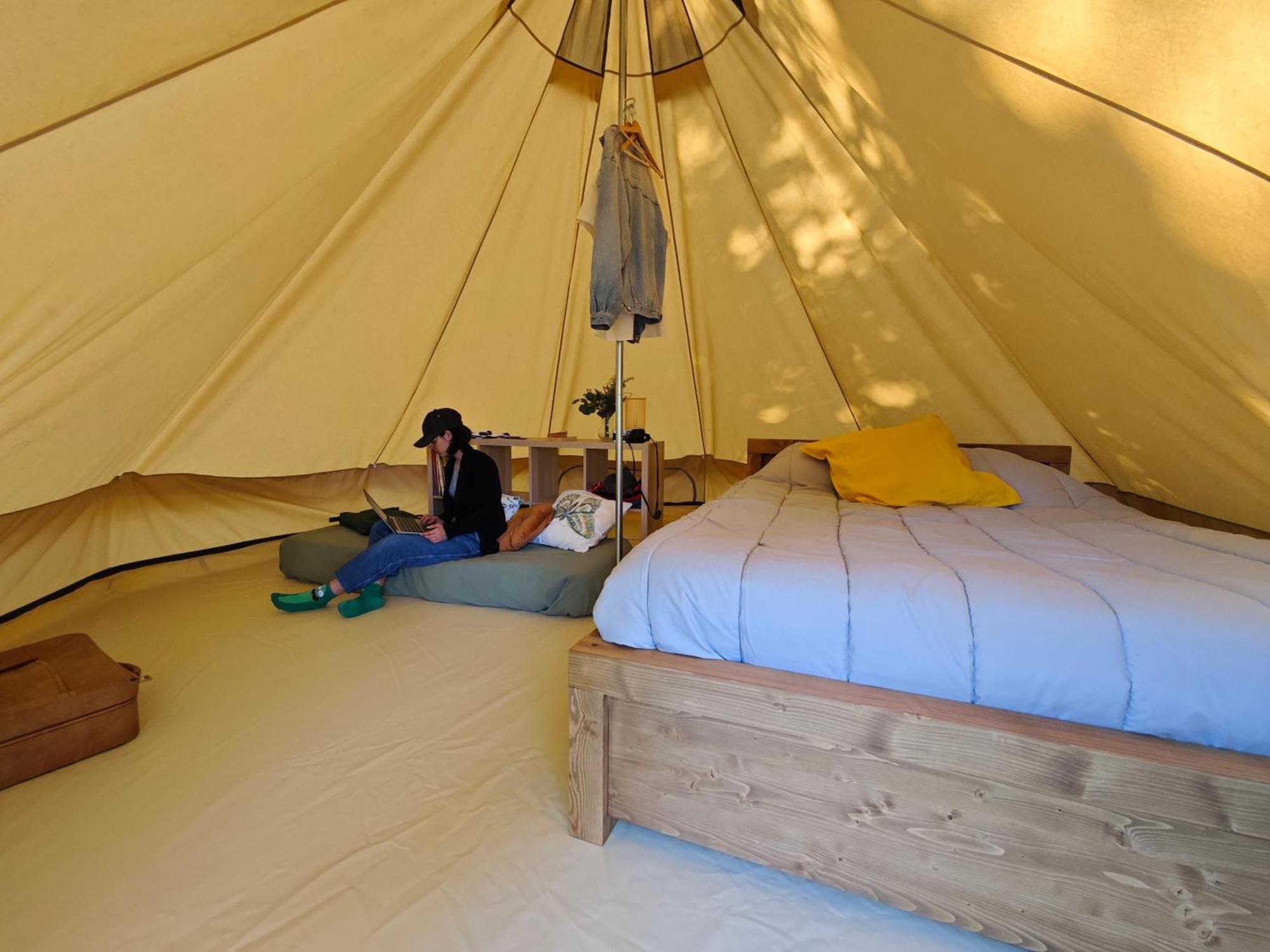 Camping Le Val Aux Fees - Broceliande Concoret 客房 照片